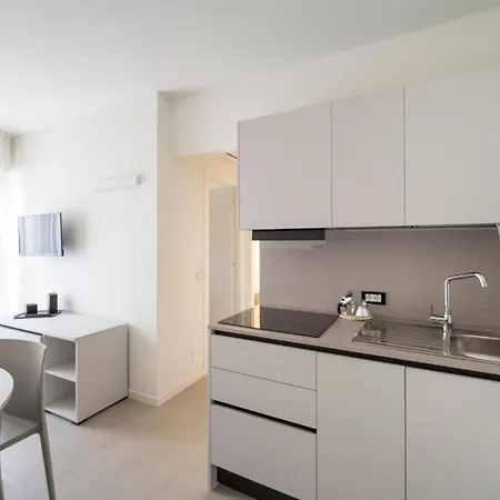 Elegant And Luminous With Terrace Apartment Bibione