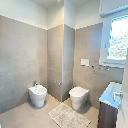 Elegant And Luminous With Terrace Apartment Bibione