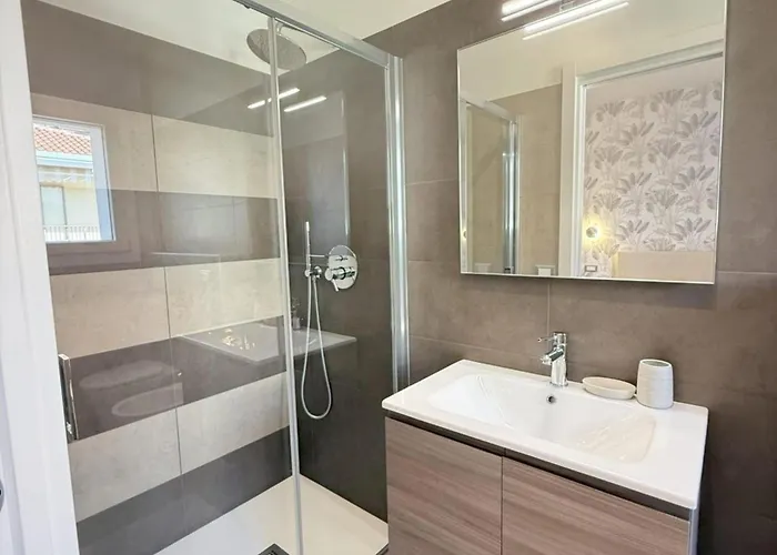 Elegant And Luminous With Terrace Apartament Bibione